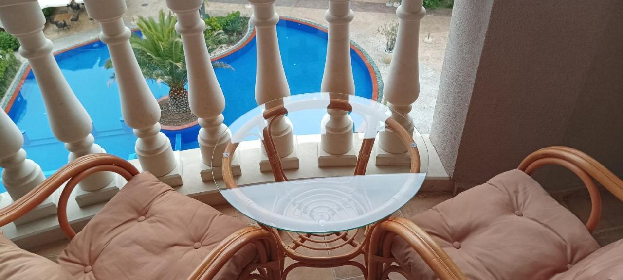 Destination Bulgaria 2000 Cascadas Private Summer Family Apartments Sunny Beach Habitación foto